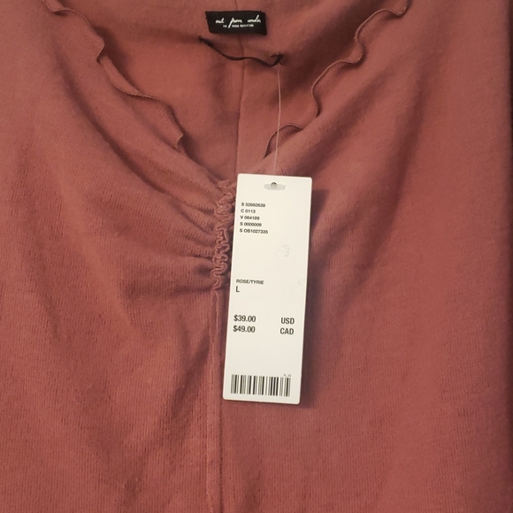 💥 Urban Outfitters Rose Off the Shoulder Blouse - Picture 3 of 3